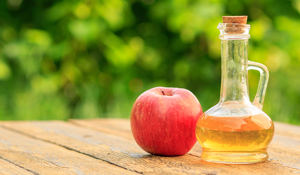Apple Cider Vinegar: Benefits, Uses, and Dosage