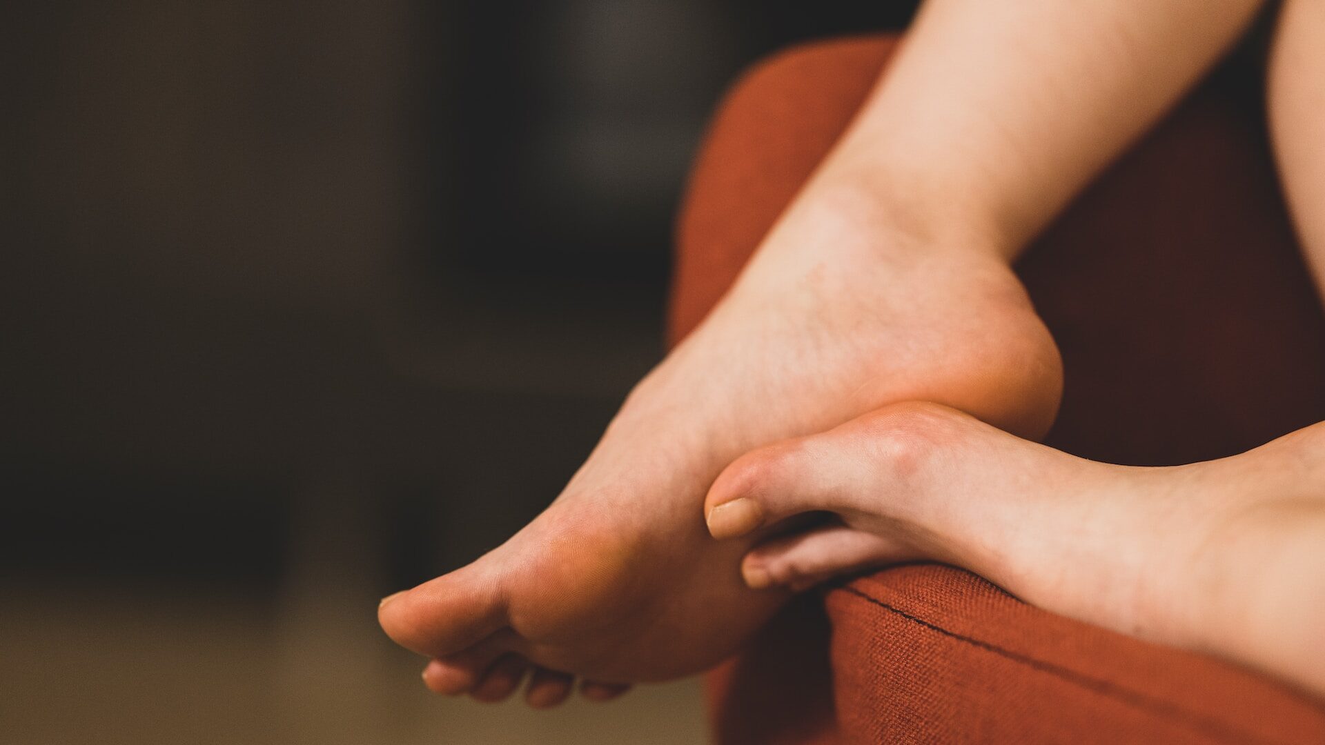 Morton's Neuroma: What Is, Causes, Symptoms, Diagnosis, and Treatment