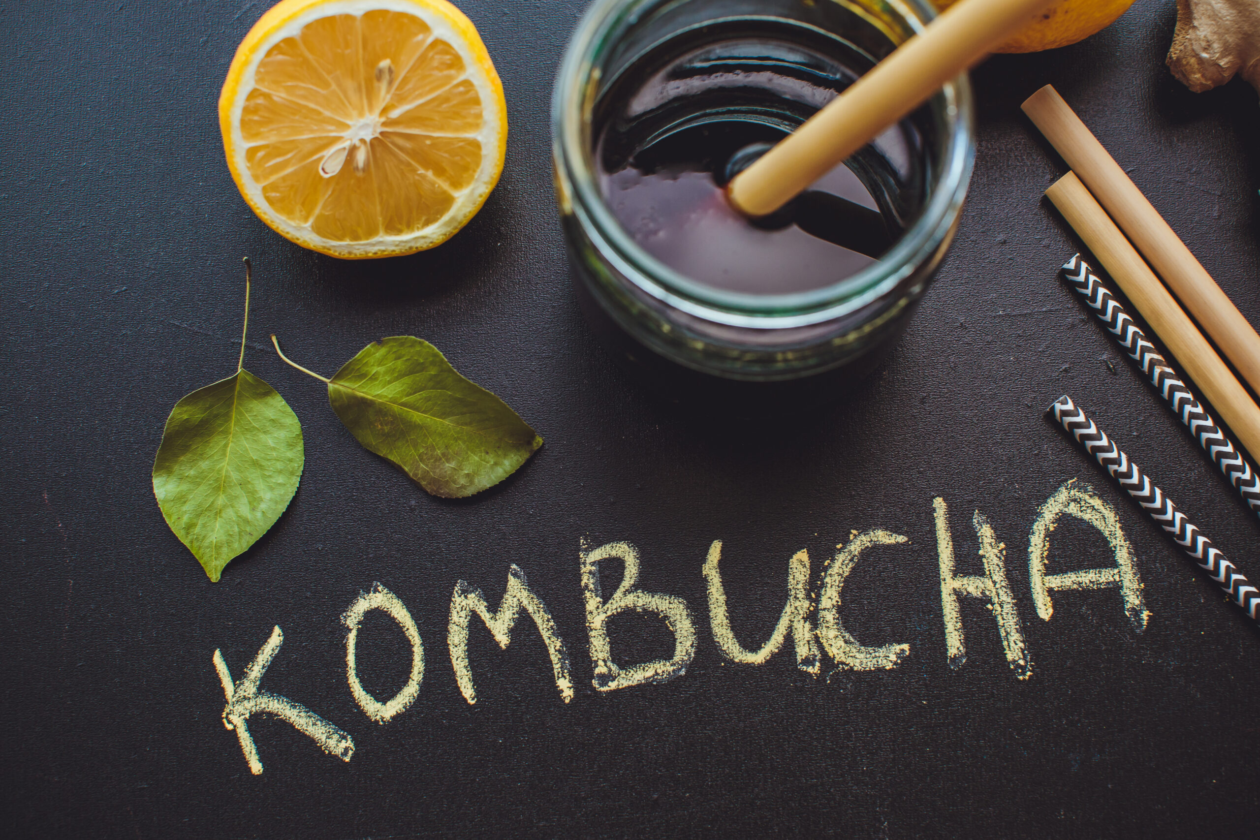 Kombucha: What Is, Composition, Healthy Properties, and Recipe
