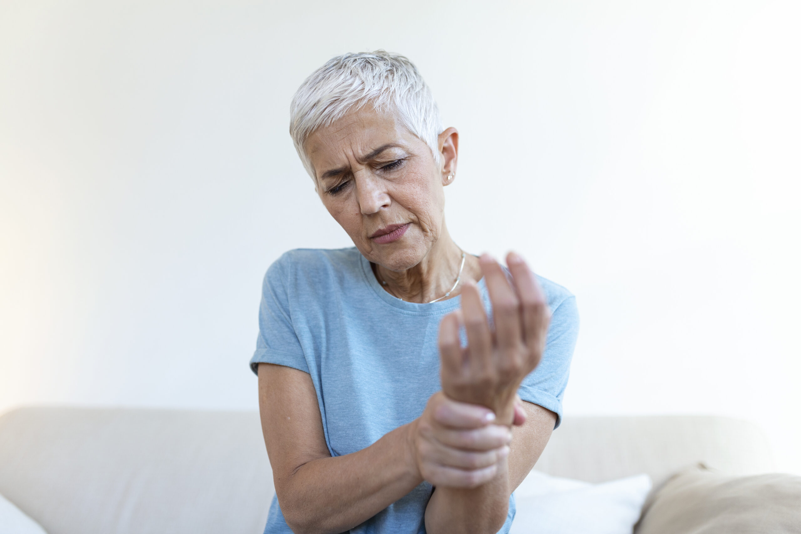 Osteoarthritis: What Is, Causes, Symptoms, Diagnosis, and Treatment