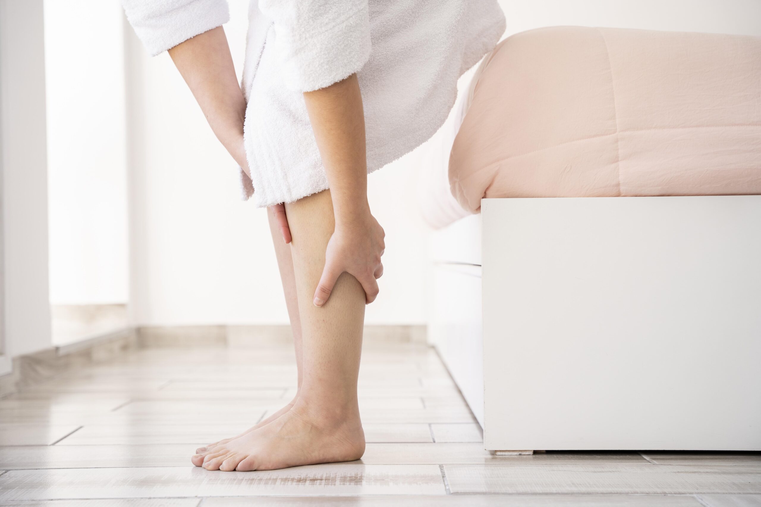 Restless Legs Syndrome: What Is, Causes, Symptoms, Diagnosis, and Treatment