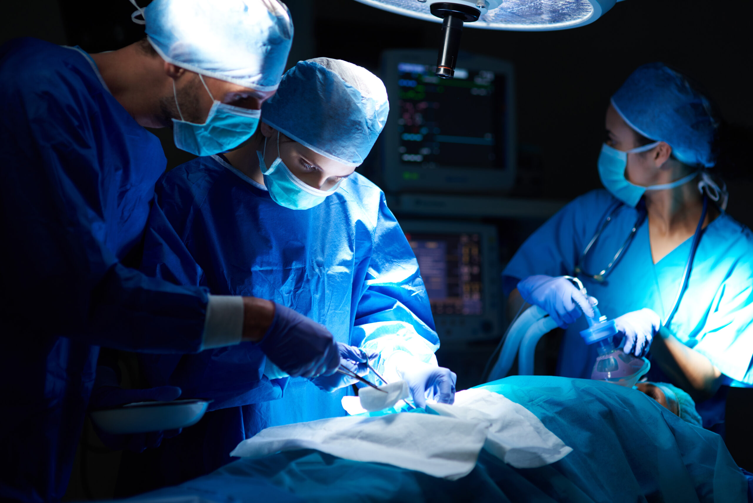 Surgeon: Who Is, Surgical Specialities, and Consultation