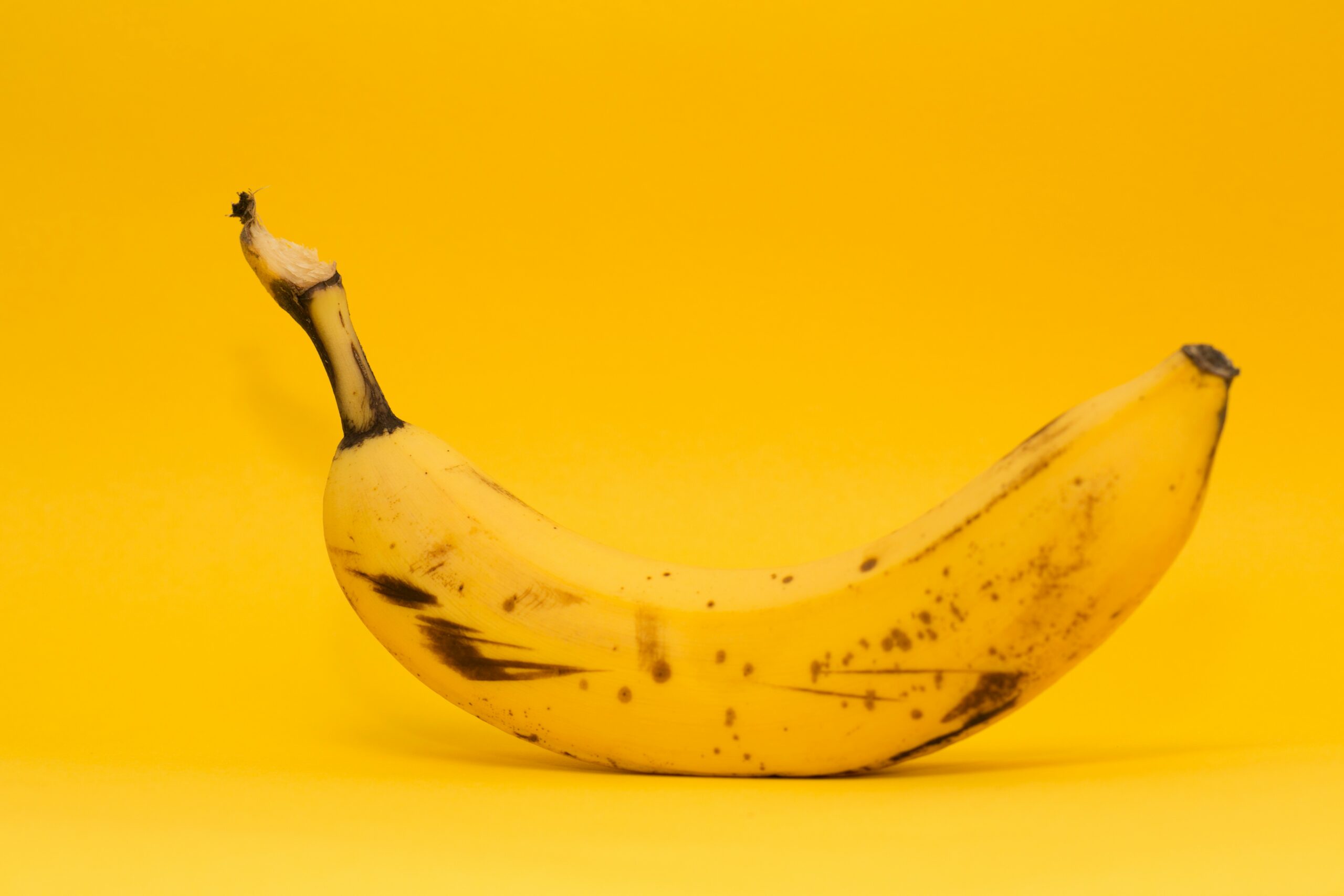 Bananas: What Are, Benefits, Content, Uses, and Safety