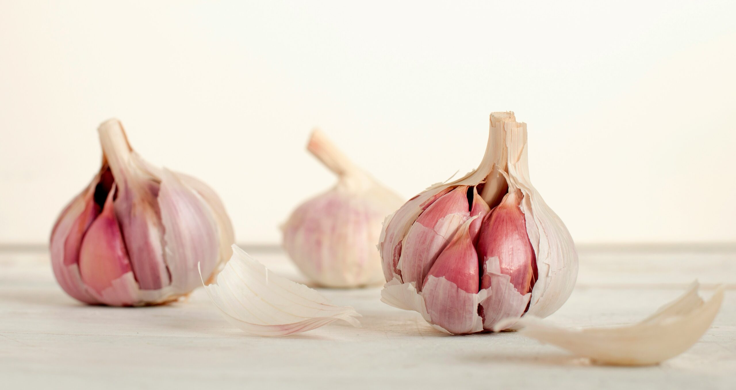 Garlic: What Is, Health Benefits, Nutrient Content, and Safety