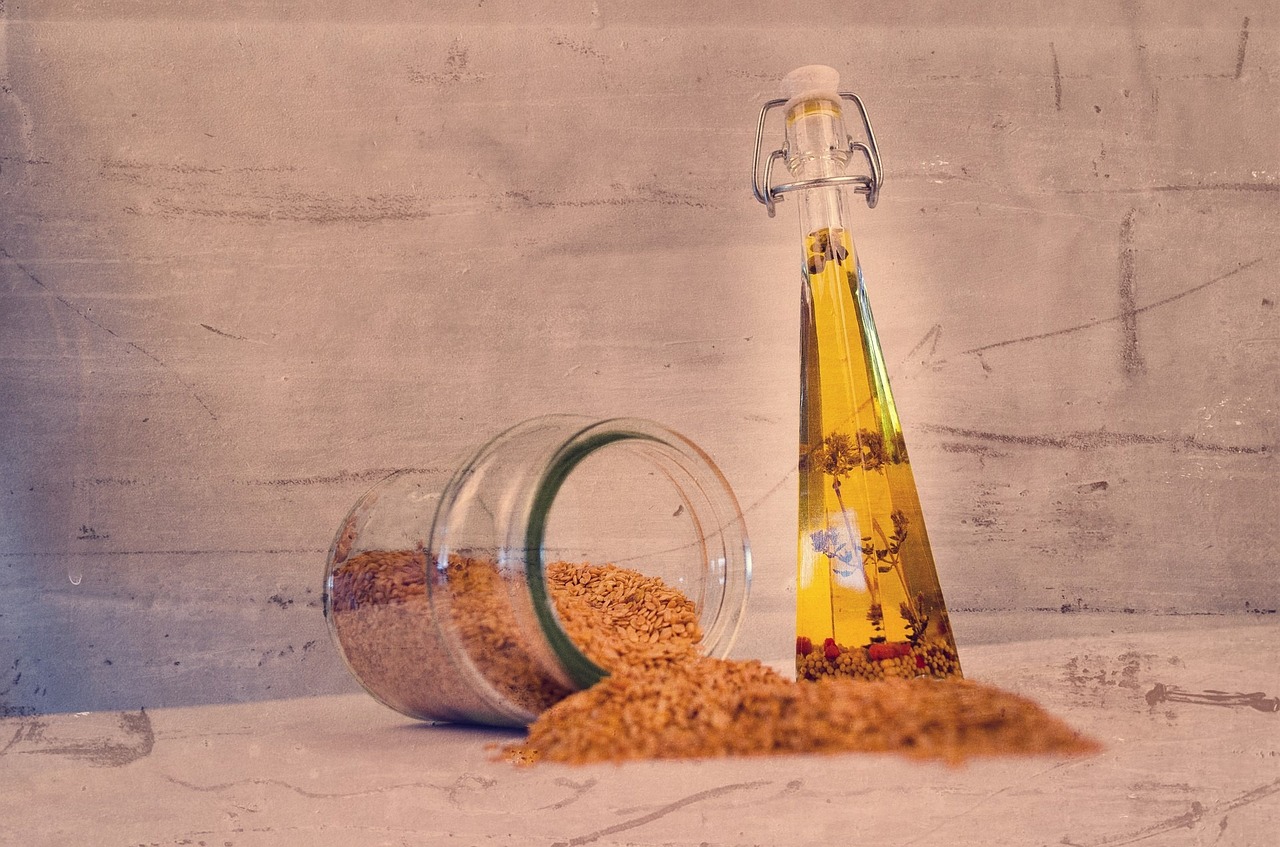 Sesame Oil: What Is, Health Benefits, Content, and Safety