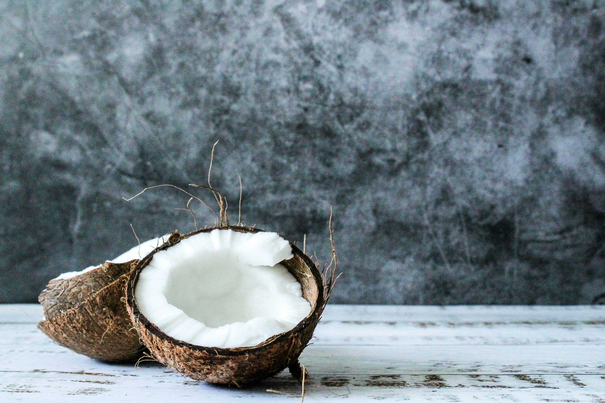 Coconut Oil: What Is, Health Benefits, Content, and Safety