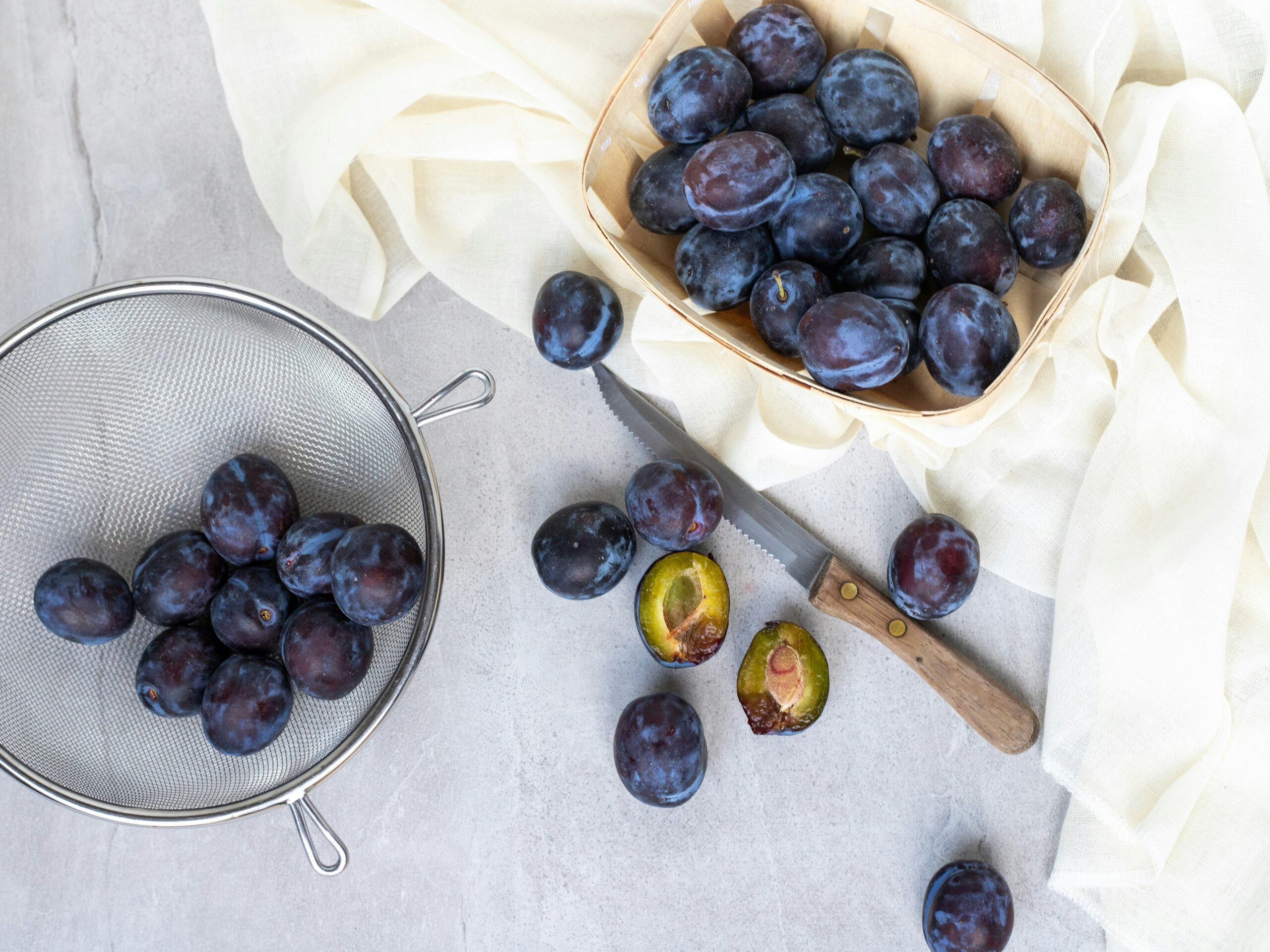 Prunes: What Are, Health Benefits, Content, and Safety